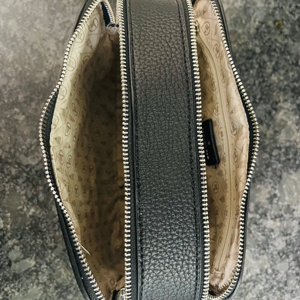 Cross Body Bag - image 3